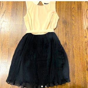 Medium Ark & Co party or going out dress!